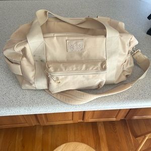BEIS sports duffle bag